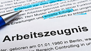 Betriebsratstätigkeit gehört nicht in ein Zeugnis. Copyright by Stockfotos-MG/Fotolia