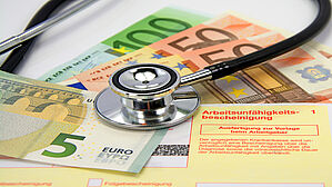 Krankenkassen haben auch Pflichten, wenn’s ums Geld geht. Copyright by M.Schuppich / Fotolia Krankenkassen haben auch Pflichten, wenn’s ums Geld geht. Copyright by M.Schuppich / Fotolia