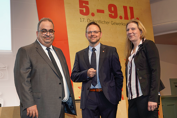 v. l. n. r. die neu gewählten Mitglieder des geschäftsführende Hauptvorstands Freddy Adjan, Guido Zeitler und Claudia Tiedge- Foto NGG.net