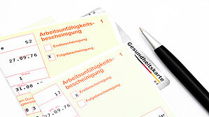 Neuregelung zur Lückenlosigkeit von AU-Bescheingungen. Copyright by blende11.photo/Fotolia Neuregelung zur Lückenlosigkeit von AU-Bescheingungen. Copyright by blende11.photo/Fotolia