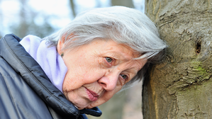 84jährige muss 150.000 Euro Witwenrente zurückzahlen, weil sie Hochzeit verschwieg - Wegfall der Witwenrente auch bei Wiederheirat in Kalifornien