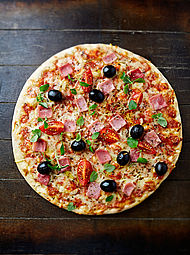 Ein Stundenlohn von 3,40 € ist für eine Pizzafahrerin sittenwidrig. Ein Stundenlohn von 3,40 € ist für eine Pizzafahrerin sittenwidrig.