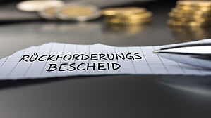 Rückforderungsbescheide prüfen kann sich lohnen! Copyright by Eigens/Adobe Stock Rückforderungsbescheide prüfen kann sich lohnen! Copyright by Eigens/Adobe Stock