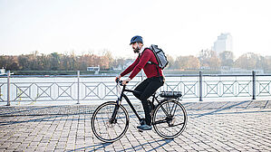 Entstehen tatsächliche Kosten, wenn der Arbeitslose mit dem Fahrrad zum Meldetermin fährt? Copyright by Adobe Stock/Halfpoint