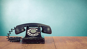 Telefonische Erreichbarkeit ist ein Grundbedürfnis des täglichen Lebens. Copyright by brat82/fotolia Telefonische Erreichbarkeit ist ein Grundbedürfnis des täglichen Lebens. Copyright by brat82/fotolia