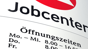 Uneinsichtiger Prozessvertreter des Heilbronner Jobcenters verursacht Verschuldenskosten in Höhe von insgesamt € 2.000,00.