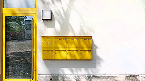 Wer nach und nach umzieht, gilt in der alten Wohnung noch als postalisch erreichbar. Copyright by Irina Fischer/Adobe Stock Wer nach und nach umzieht, gilt in der alten Wohnung noch als postalisch erreichbar. Copyright by Irina Fischer/Adobe Stock