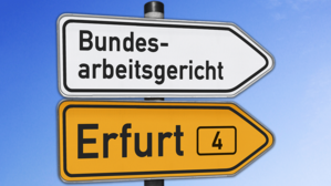 Erzwingbare Weiterbeschäftigung, obwohl Arbeitsplatz weggefallen ist? Erzwingbare Weiterbeschäftigung, obwohl Arbeitsplatz weggefallen ist?