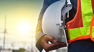 Zeiten für das An- und Ablegen von Uniform, Schutzausrüstung und Dienstwaffe sind nicht in jedem Fall vergütungspflichtige Arbeitszeit. Copyright by Adobe Stock/Suriyo Zeiten für das An- und Ablegen von Uniform, Schutzausrüstung und Dienstwaffe sind nicht in jedem Fall vergütungspflichtige Arbeitszeit. Copyright by Adobe Stock/Suriyo