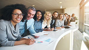 Bei der Gestaltung von Gruppenarbeit im Betrieb hat der Betriebsrat ein weitreichendes Mitbestimmungsrecht. Copyright by Flamingo Images/fotolia.