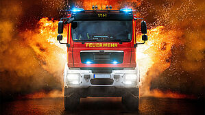 Was ist, wenn auch mal das Feuerwehrauto brennt? Copyright by Adobe Stock/Michael Stifter Was ist, wenn auch mal das Feuerwehrauto brennt? Copyright by Adobe Stock/Michael Stifter