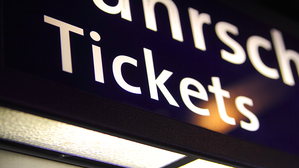 Als Lehrer ungeeignet ist, wer mit einem gefälschten Fahrschein S-Bahn fährt und deshalb einen Strafbefehl erhält. Als Lehrer ungeeignet ist, wer mit einem gefälschten Fahrschein S-Bahn fährt und deshalb einen Strafbefehl erhält.