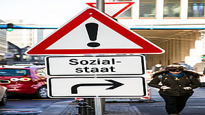 Der Sozialstaat zeigt seine Grenzen. Obwohl psychisch krank, kein Anspruch auf rückwirkende ALG II - Leistungen. Der Sozialstaat zeigt seine Grenzen. Obwohl psychisch krank, kein Anspruch auf rückwirkende ALG II - Leistungen.