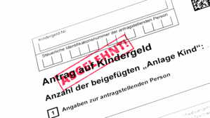 Ein Kind ist kindergeldrechtlich kein Kind wenn das Ende einer Erkrankung nicht absehbar ist. Copyright by Adobe Stock/blende11.photo