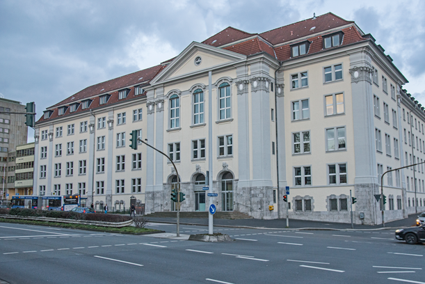 Skurriler Fall vor dem Arbeitsgericht Hagen: Anspruch auf Löschung des Geburtsortes im Zeugnis?