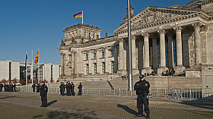 LAG Berlin: Keine Einstellung als Polizeiangestellter im Objektschutz. Copyright peisker/fotolia