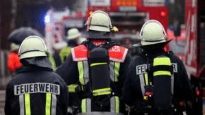 Wer schnell wie die Feuerwehr einsatzbereit sein muss, für den zählt Bereitschaftsdienst als Arbeitszeit. Copyright b y Adobe Stock/ Sven Grundmann Wer schnell wie die Feuerwehr einsatzbereit sein muss, für den zählt Bereitschaftsdienst als Arbeitszeit. Copyright b y Adobe Stock/ Sven Grundmann