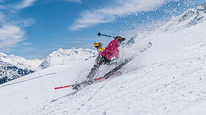 Die gesundheitlichen Folgen eines Skiunfalls können gravierend sein. Copyright by Adobe Stock / Jan