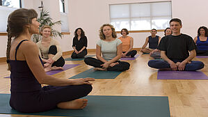 Bildungsurlaub für Yoga-Kurs
Copyright by Pete Saloutos/Fotolia Bildungsurlaub für Yoga-Kurs
Copyright by Pete Saloutos/Fotolia