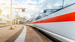 Was muss ich als Berufspendler beachten, wenn der Weg zur Arbeit wegen des Streiks der Eisenbahner beschwerlicher wird? Copyright by fotolia/MKS