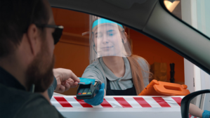 Besteht das Arbeitsverhältnis viele Jahre frei von Störungen und Beanstandungen, ist vor Ausspruch einer Kündigung eine Abmahnung erforderlich und ausreichend. © Adobe Stock von TommyStockProject Besteht das Arbeitsverhältnis viele Jahre frei von Störungen und Beanstandungen, ist vor Ausspruch einer Kündigung eine Abmahnung erforderlich und ausreichend. © Adobe Stock von TommyStockProject