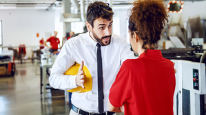 Wirksame fristlose Kündigung wegen Drohung den Chef aus dem Fenster werfen zu wollen? © Adobe Stock - von: dusanpetkovic1