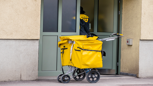 Die Deutsche Post hatte entgegen der tariflichen Einigung mit ver.di einer Briefzustellerin kein unbefristetes Arbeitsverhältnis angeboten.