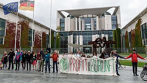 Damit es im Betrieb kein schlechtes Klima gibt: Wer am Klimastreik von „Fridays for Future“ teilnehmen will, sollte dies vorher absprechen. Copyright by F.Boillot / imagoimages Damit es im Betrieb kein schlechtes Klima gibt: Wer am Klimastreik von „Fridays for Future“ teilnehmen will, sollte dies vorher absprechen. Copyright by F.Boillot / imagoimages