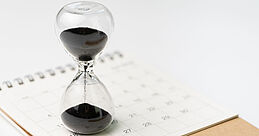 Reicht der Zeitablauf allein, um eine einstweilige Verfügung zu begründen? © Adobe Stock Nuthawut