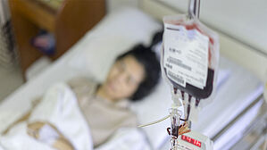 Eigenblutbehandlung: Stärkung durch eigenes Blut? Copyright by Adobe Stock/ inews77